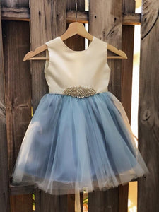 Sweet Crew Tulle Knee Length Flower Girl Dresses with Rhinestone