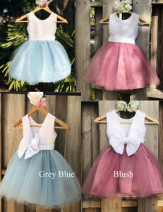 Sweet Knee Length Flower Girl Dresses with Bowknot