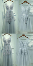 Load image into Gallery viewer, Ice Blue V Neck Tulle Prom Dresses with Appliques