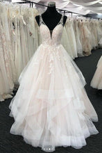 Load image into Gallery viewer, V Neck Tulle Wedding Dresses Bridal Gowns with Appliques