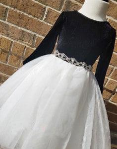 Floor Length Flower Girl Dresses with Sleeves