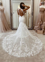 Carica l&#39;immagine nel visualizzatore di Gallery, Mermaid Wedding Dresses Bridal Gown with Appliques