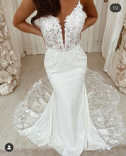 Load image into Gallery viewer, Mermaid Spaghetti Straps Wedding Dresses Bridal Gown with Appliques