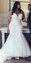 Load image into Gallery viewer, Plus Size Spaghetti Straps Wedding Dresses Bridal Gown with Appliques
