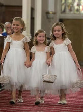 Load image into Gallery viewer, Tea Length Flower Girl Dresses Tulle Gown for Kid