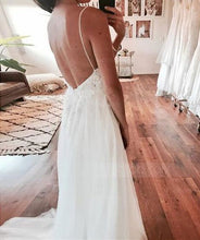 Load image into Gallery viewer, Sexy Spaghetti Straps Backless Long Prom Dresses with Appliques Beaded