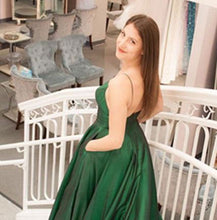 Charger l&#39;image dans la galerie, Spaghetti Straps Green Prom Dresses for Women Evening Dresses