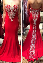 Load image into Gallery viewer, Sweetheart Sheath Long Prom Dresses with Beaded