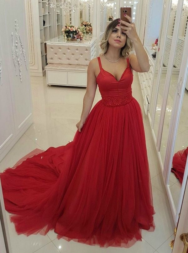 Elegant Tulle Court Train Long Prom Dresses with Beaded