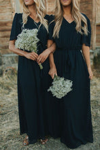 Cargar imagen en el visor de la galería, V Neck Bridesmaid Dresses with Short Sleeves