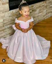 Load image into Gallery viewer, Off the Shoulder Flower Girl Dresses Birthday Gown