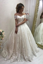 Laden Sie das Bild in den Galerie-Viewer, Off the Shoulder Wedding Dresses Bridal Gown with Appliques