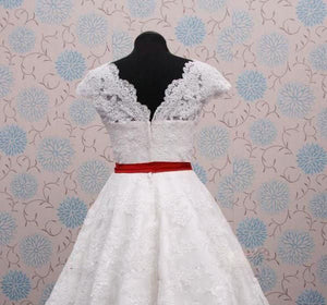 Vingtage V Neck Wedding Dresses Bridal Gown with Appliques