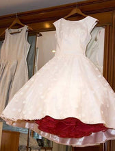 Load image into Gallery viewer, Vintage Wedding Dresses Bridal Gown Tea Length