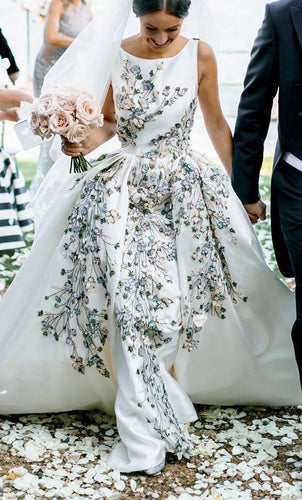 Unique Bridal Gown Wedding Dresses with Appliques Flowers