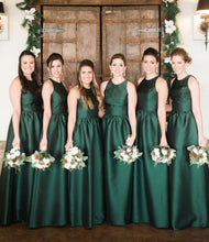 Load image into Gallery viewer, Elegant Dark Green Long Bridesmaid Dresses for Wedding Party