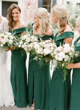 Laden Sie das Bild in den Galerie-Viewer, Off the Shoulder Green Slit Side Bridesmaid Dresses