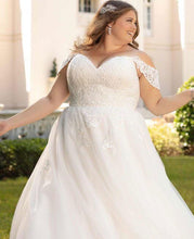 Load image into Gallery viewer, Off the Shoulder Plus Size Wedding Dresses Bridal Gown with Lace
