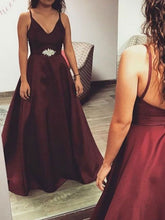 Load image into Gallery viewer, Straps Prom Dresses Floor Length with Rhinestones