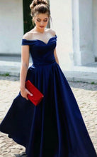 Laden Sie das Bild in den Galerie-Viewer, Dark Royal Blue Prom Dresses Off the Shoulder