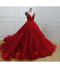 Laden Sie das Bild in den Galerie-Viewer, V Neck Prom Dresses Birthday Dresses Princess Gown