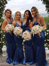 Laden Sie das Bild in den Galerie-Viewer, Mermaid Long Bridesmaid Dresses under 100