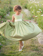 Carica l&#39;immagine nel visualizzatore di Gallery, Straps Square Tea Length Flower Girl Dresses for Wedding Party