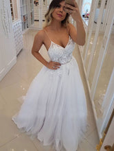 Load image into Gallery viewer, Spaghetti Straps Wedding Dresses with Appliques Flowers