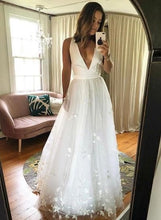 Load image into Gallery viewer, V Neck Long Wedding Dresses Bridal Gown with Appliques