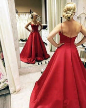 Laden Sie das Bild in den Galerie-Viewer, Sexy Spaghetti Straps Red Long Prom Dresses Under 100