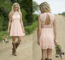 Laden Sie das Bild in den Galerie-Viewer, Country Pink Short Country Bridesmaid Dresses