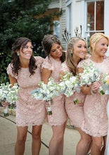 Laden Sie das Bild in den Galerie-Viewer, Lace Short Bridesmaid Dresses for Wedding Party