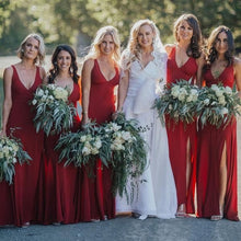 画像をギャラリービューアに読み込む, V Neck Red Slit Side Bridesmaid Dresses for Wedding Party