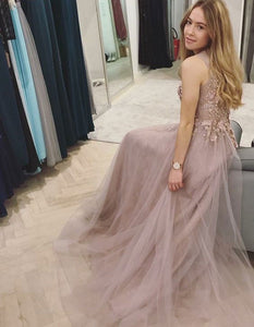 Charming Tulle Long Prom Dresses with Appliques Beaded