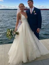 Load image into Gallery viewer, V Neck Beach Wedding Dresses Bridal Gown