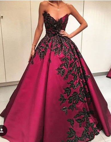 Sweetheart Long Prom Dresses with Appliques Quinceanera Gown