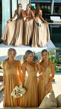 Laden Sie das Bild in den Galerie-Viewer, Deep V Neck Split Side Bridesmaid Dresses for Wedding