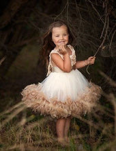 Load image into Gallery viewer, Knee Length Flower Girl Dresses with Fur