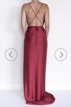 Cargar imagen en el visor de la galería, Halter Prom Dresses Criss Cross