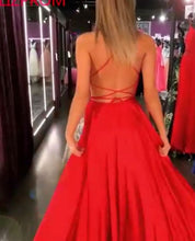 Cargar imagen en el visor de la galería, Halter Slit Side Long Prom Dresses for Women Under 100