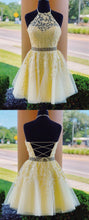 Carica l&#39;immagine nel visualizzatore di Gallery, Halter Tulle Short Homecoming Dresses with Appliques Lace