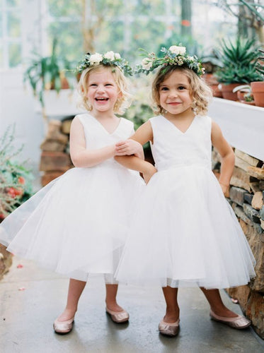 Sweet White Tea Length Flower Girl Dresses for Wedding Party