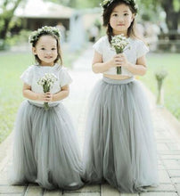 Cargar imagen en el visor de la galería, Cute Two Piece Tulle Flower Girl Dresses