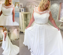 Load image into Gallery viewer, Sheer Neck Plus Size Bridal Gown Wedding Dresses