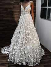 Carica l&#39;immagine nel visualizzatore di Gallery, Spaghetti Straps Wedding Dresses Bridal Gown with 3D Handmade Flowers