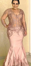 Load image into Gallery viewer, Plus Size Mother of the Bride Dresses with Lace Appliques Sleeves