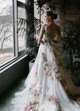 Load image into Gallery viewer, V Neck Wedding Dresses Bridal Gown with Garden Flowers V Back