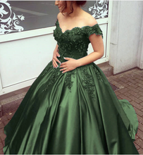 Load image into Gallery viewer, Olive Green Prom Dresses Princess Gown with Lace Appliques