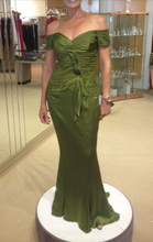 Load image into Gallery viewer, Olive Green Mother of the Bride Dresses Long