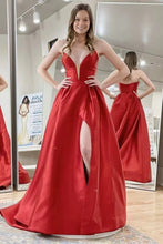 Cargar imagen en el visor de la galería, V Neck Prom Dresses Red/Black for Women